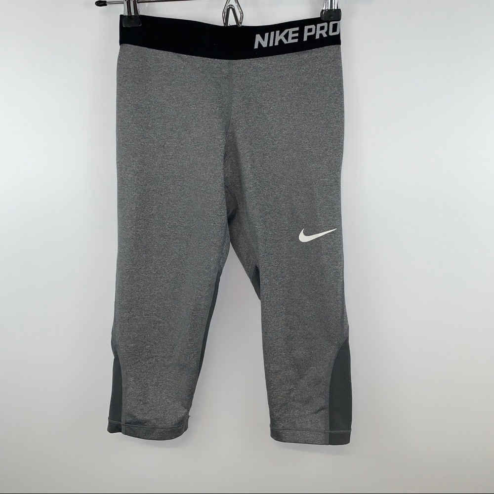 Nike Pro Gray Capri Activewear Legging